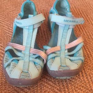 Merrell girls water shoes 2W